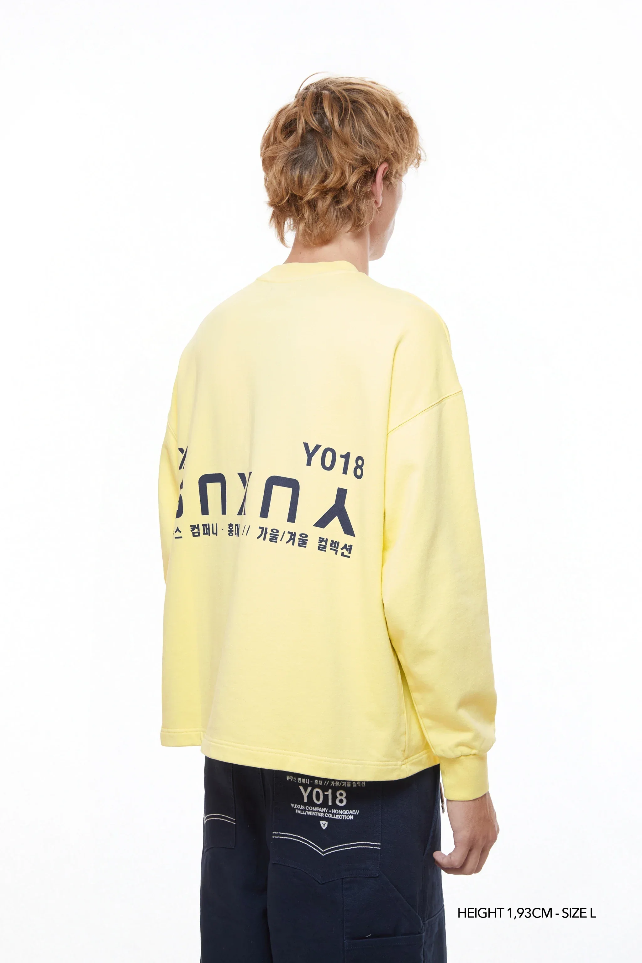 CANDLE "HONGDAE" CREWNECK - Image 4
