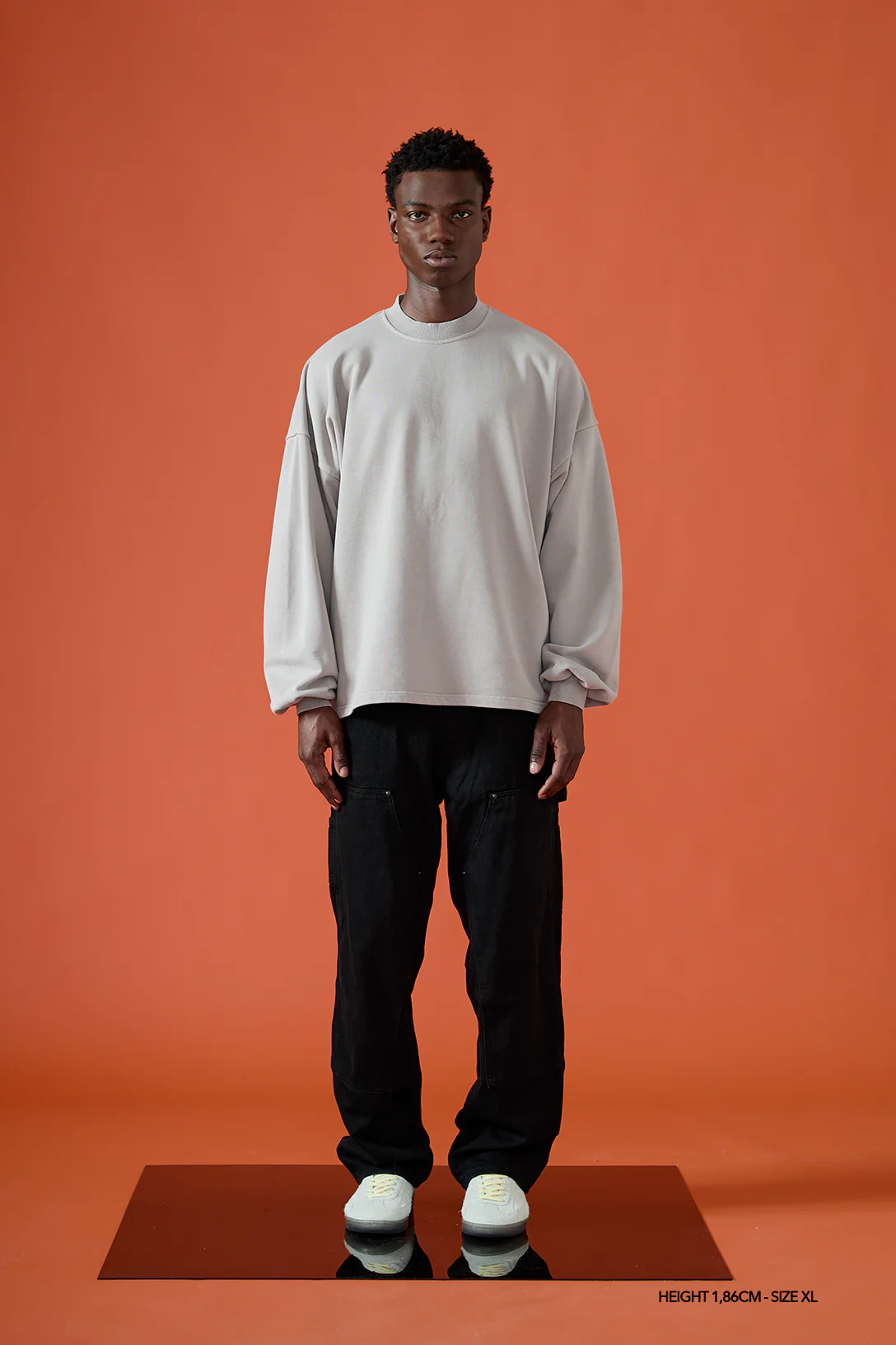 WOLF "GRAYSCALE" CREWNECK - Image 4